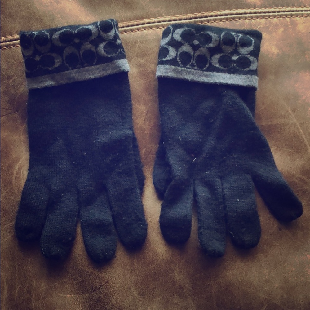 COACH gloves